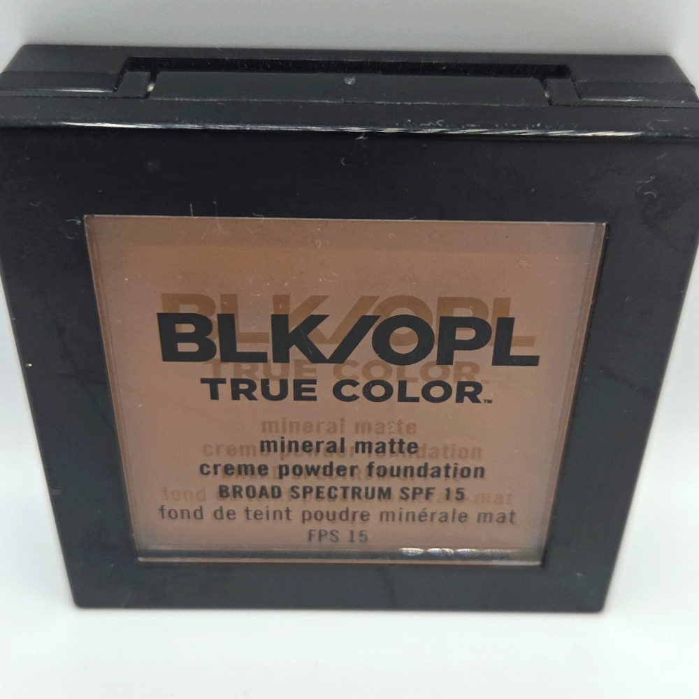 2 FOR $15 BLK/OPL True Color Mineral Matte Foundation Powder 540 Au Chocolat